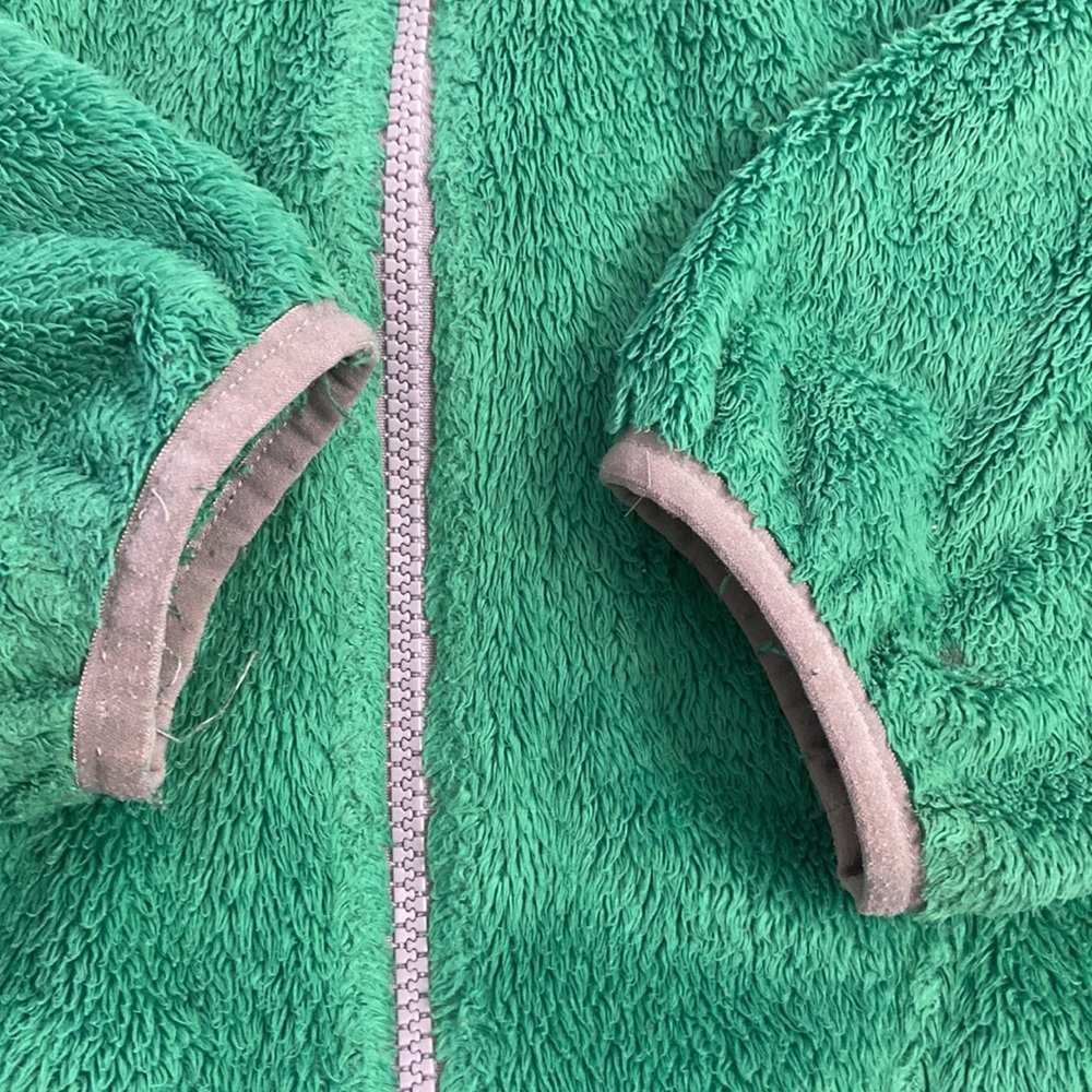 The North Face Girls 14/16 Soft Fleece Hoodie - Picture 4 of 9